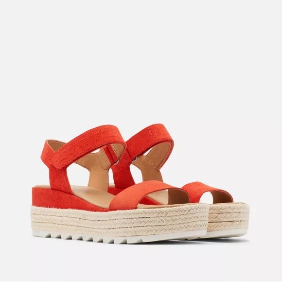 Sorel Cameron Sandals - Picture 1 of 8